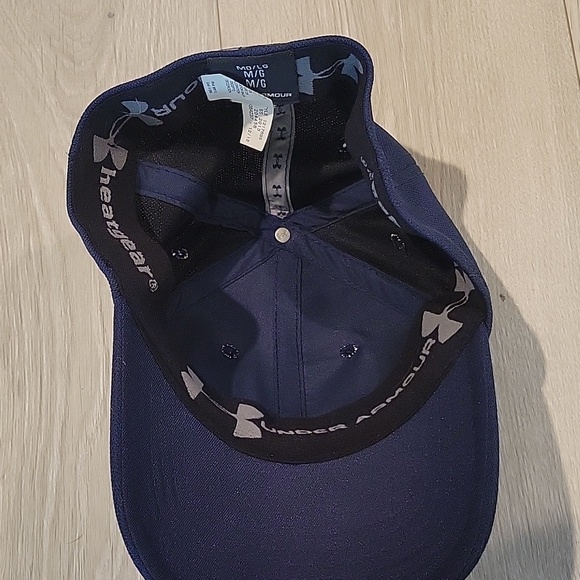 Under Armour Hat- heatgear - Picture 3 of 3